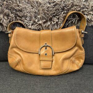 VINTAGE!!! Coach Purse - Super soft leather!